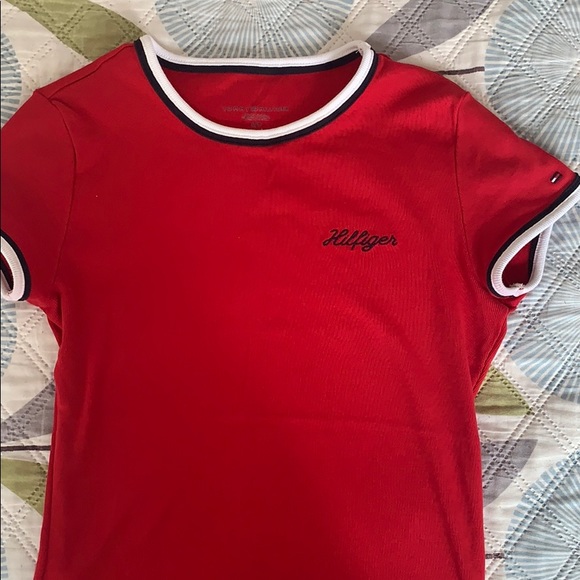 Tommy Hilfiger t-shirt - Picture 1 of 2